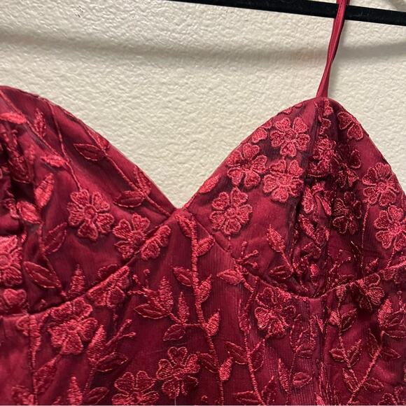 Lulus Lavish Lifestyle Burgundy Embroidered Ruffled Mini Dress Tulle Tutu Size L - Picture 7 of 10